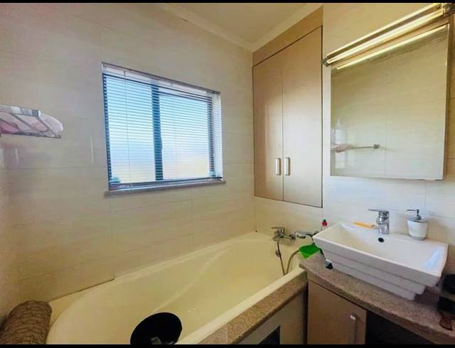 2 BEDROOM PROPERTY TO RENT IN NOORDWYK